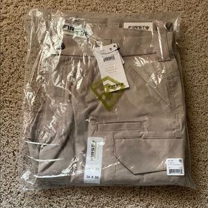 NWT Men's Tactical Khaki Pants